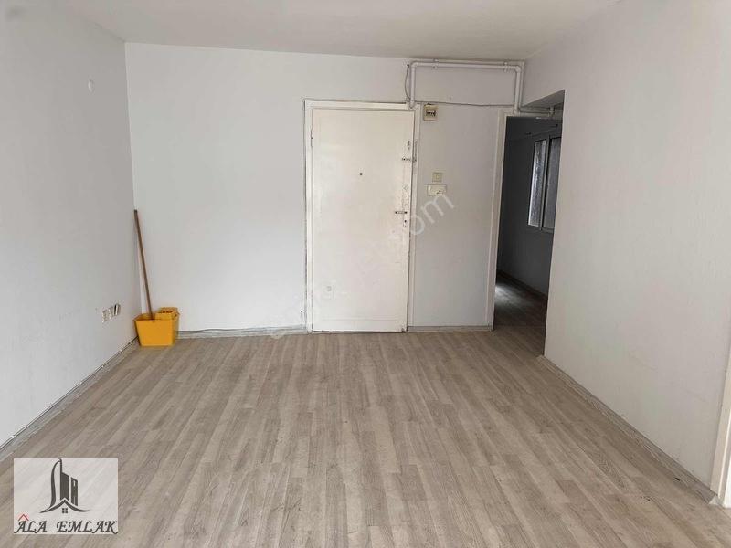 Hatay Noktada Teraslı 2+1 Doğalgazlı Satılık — fotoğraf 4