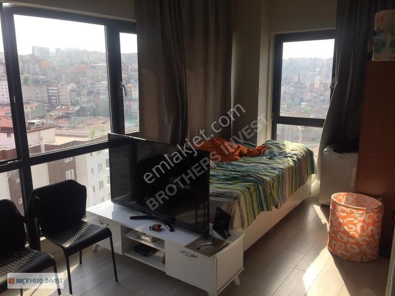 Brothers'tan Ne 04 Projesi Yüksek Kat Çift Cephe Boş Studyo — fotoğraf 3