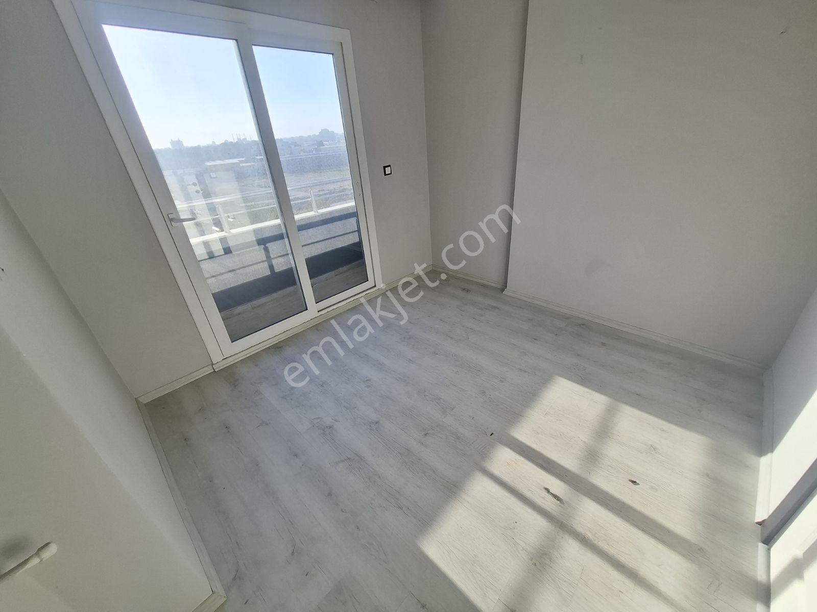 E-5 Yoluna Çok Yakın Özel Güvenlikli Acill Satılık 3+1 Daire — fotoğraf 25