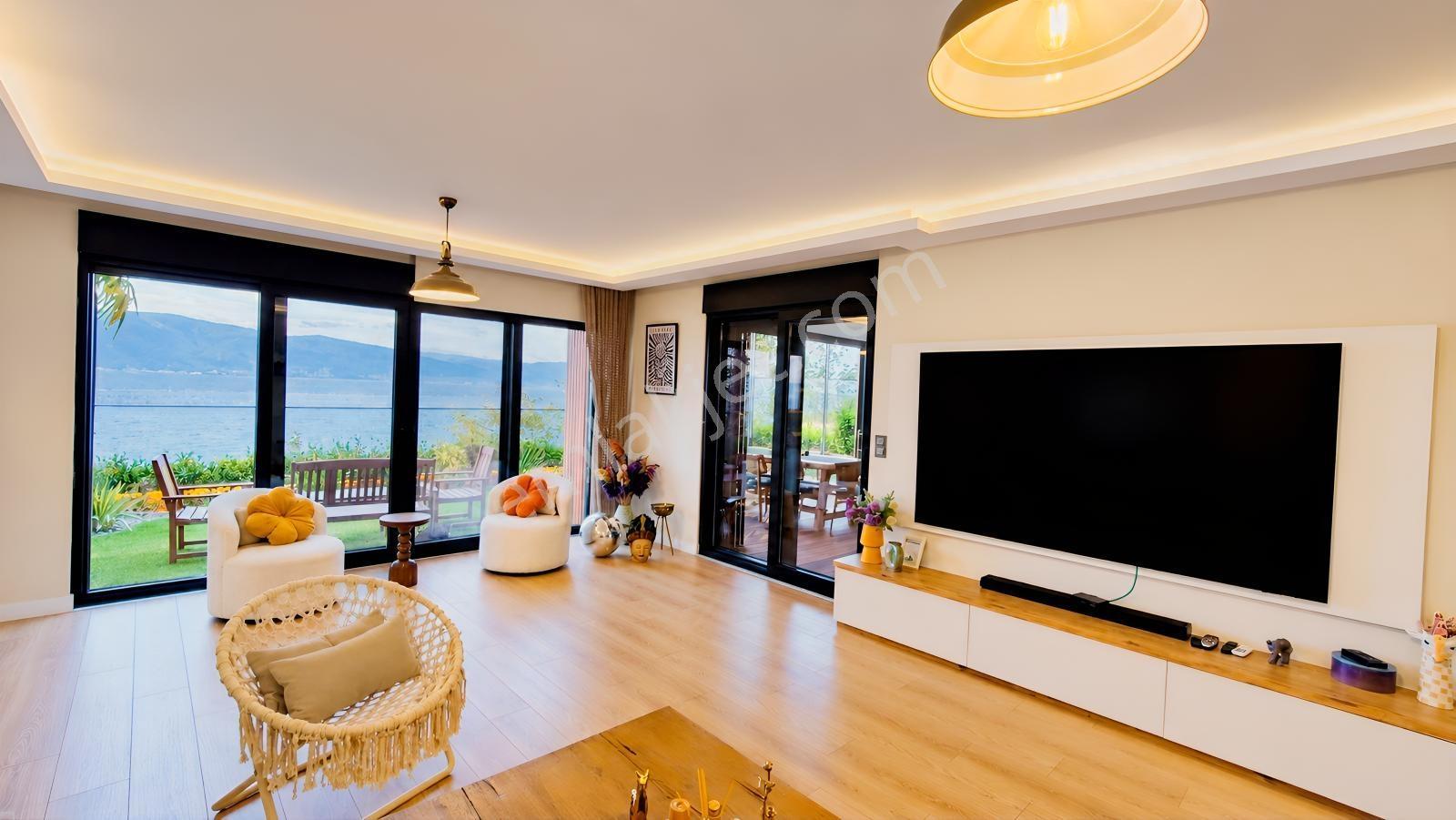Modern, Zarif Ve Emsalsiz Kesintisiz Deniz Manzaralı Villa — fotoğraf 12