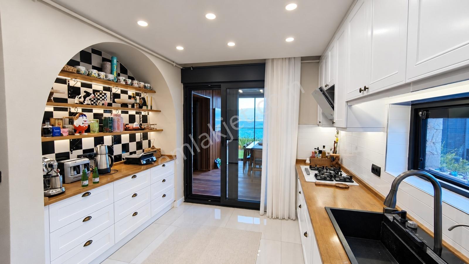Modern, Zarif Ve Emsalsiz Kesintisiz Deniz Manzaralı Villa — fotoğraf 18
