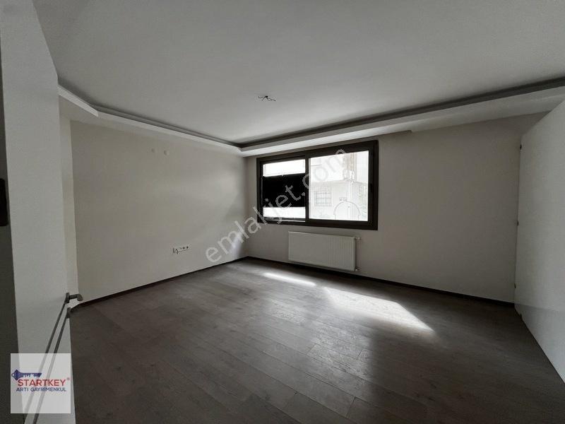 Donanmacı Mahallesi'nde Satılık 3+1 Daire — fotoğraf 2