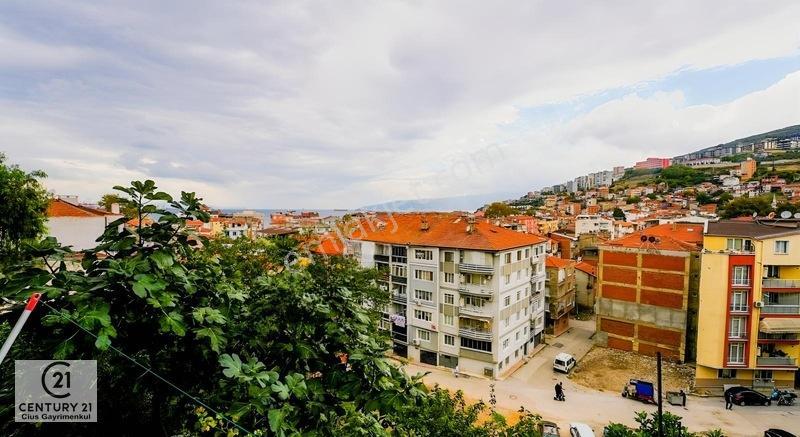 C21 Cius; Şehir Ve Deniz Manzaralı Geniş Satılık 2+1 — fotoğraf 5