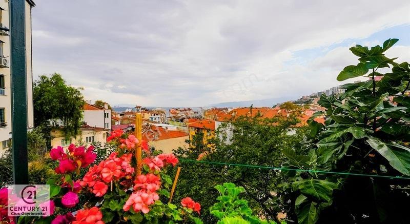 C21 Cius; Şehir Ve Deniz Manzaralı Geniş Satılık 2+1 — fotoğraf 7