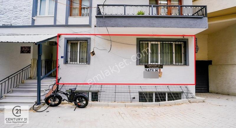 C21 Cius; Şehir Ve Deniz Manzaralı Geniş Satılık 2+1 — fotoğraf 24