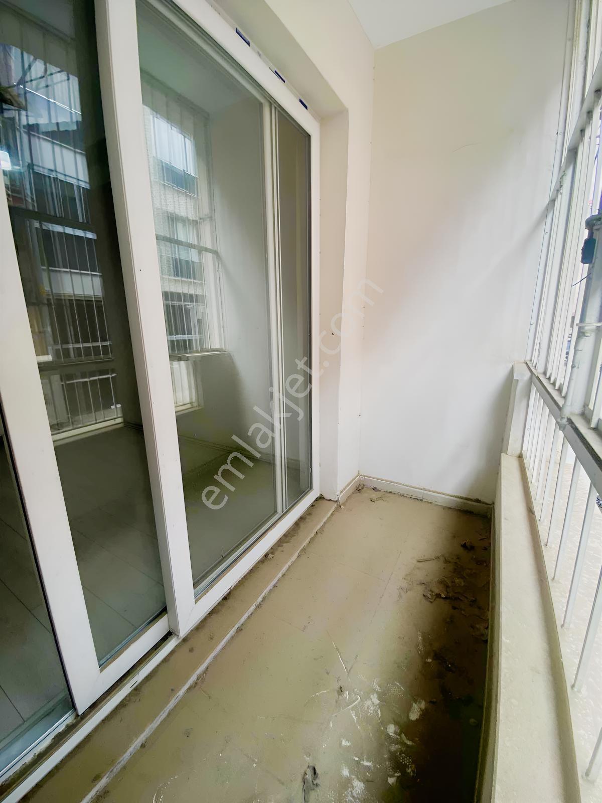 Cumhuriyetde 3+1 Yüksek Giriş Katı — fotoğraf 13