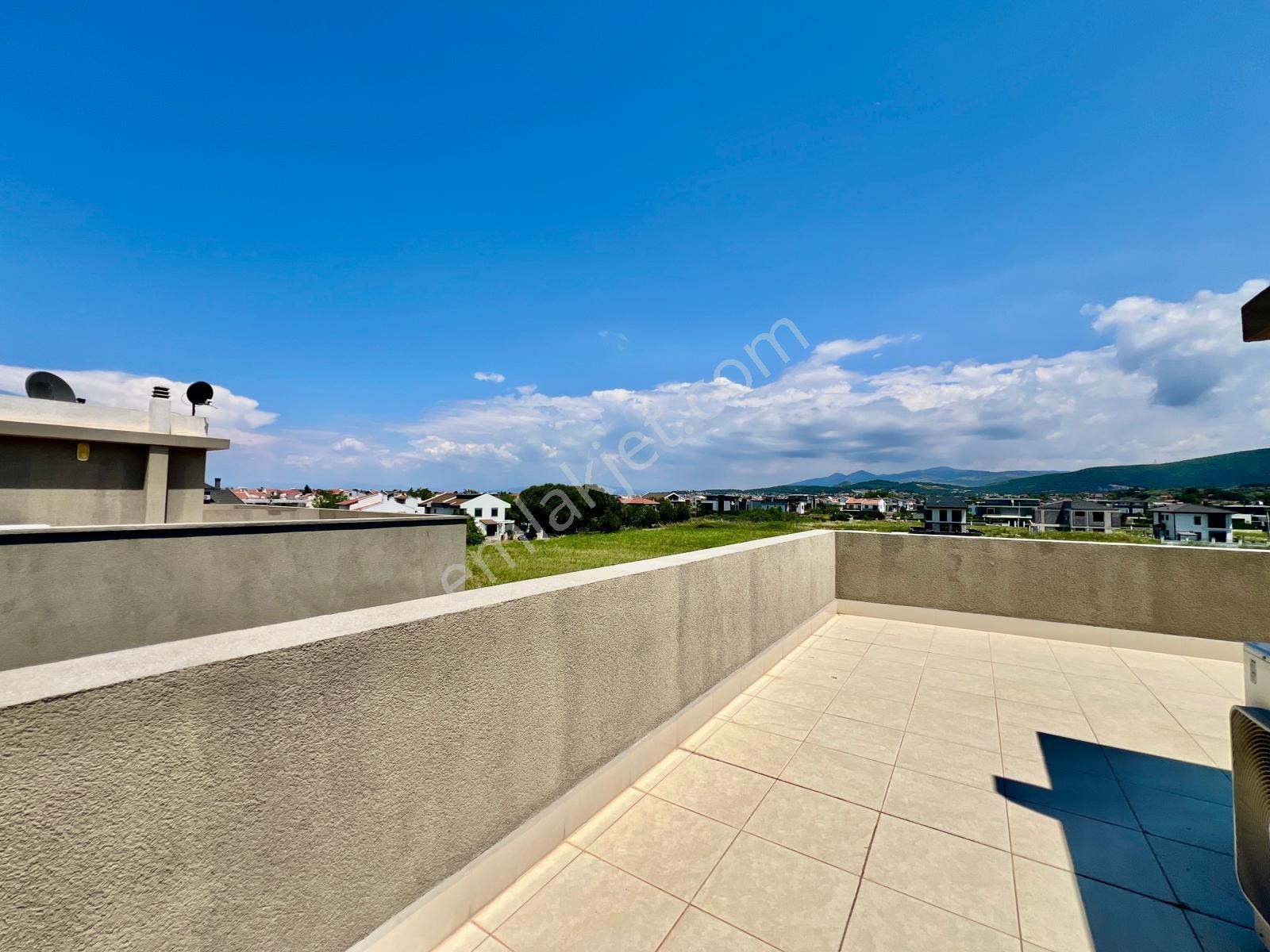 Urla Atatürk Mahallesinde Site İçerisinde Satılık Villa — fotoğraf 28