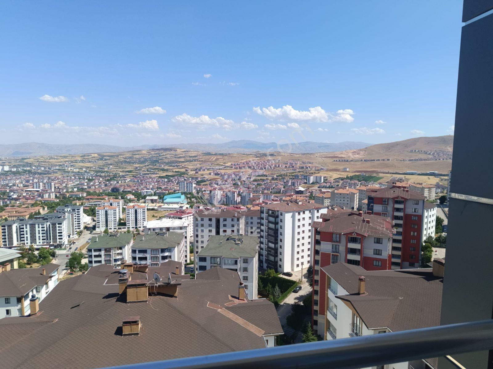 Adil Emlak'tan Acil Satılık Cumhuriyet Mh 4+1 Daire — fotoğraf 11