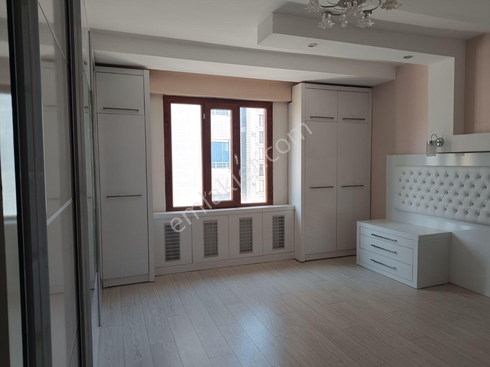 Adil Emlak'tan Acil Satılık Cumhuriyet Mh 4+1 Daire — fotoğraf 25