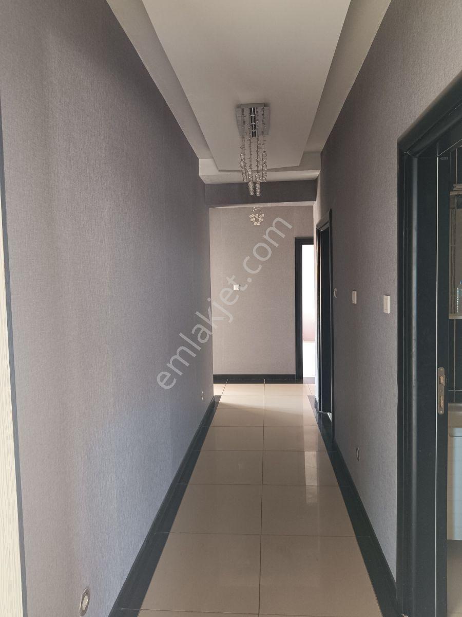 Adil Emlak'tan Acil Satılık Cumhuriyet Mh 4+1 Daire — fotoğraf 29