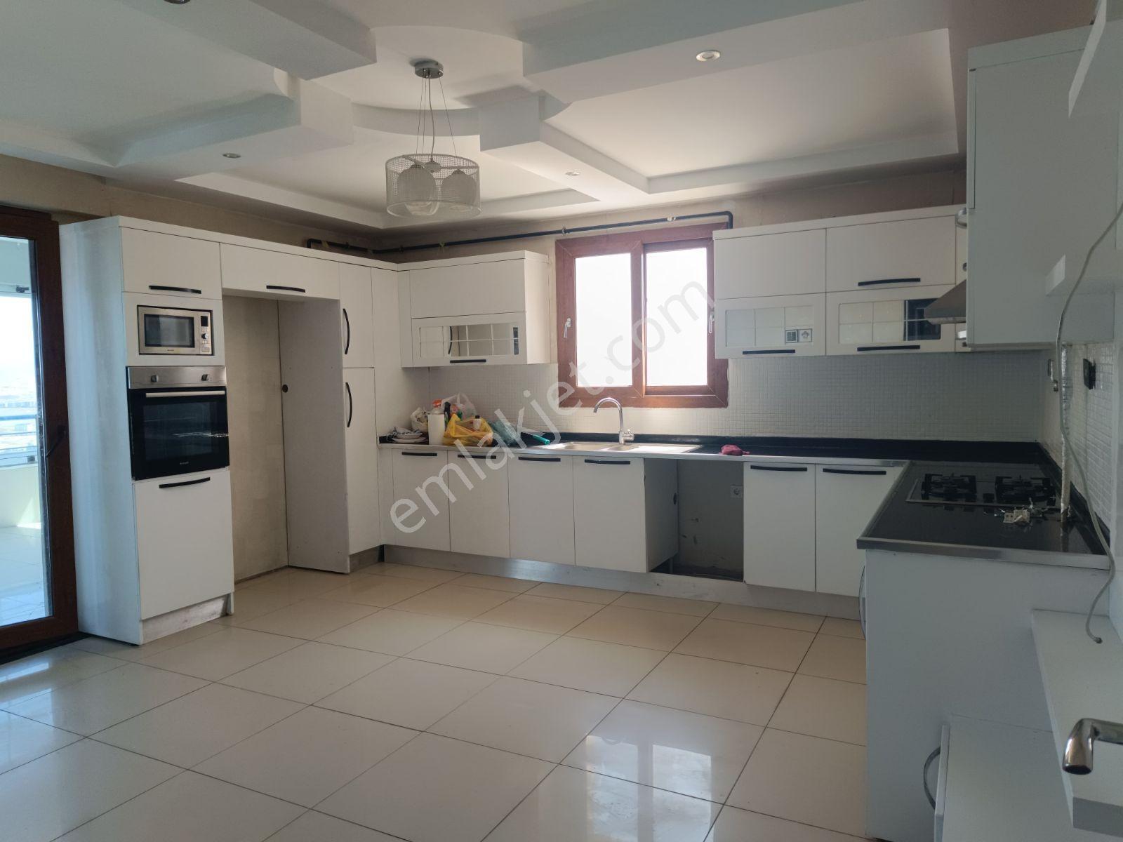 Adil Emlak'tan Acil Satılık Cumhuriyet Mh 4+1 Daire — fotoğraf 32
