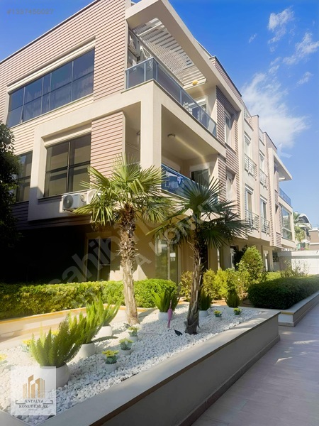 Güzeloba Kapalı Otoparklı Havuzlu Site İçerisinde 2+1 — fotoğraf 4