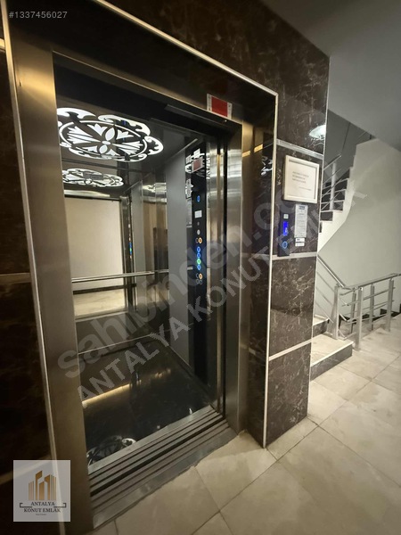 Güzeloba Kapalı Otoparklı Havuzlu Site İçerisinde 2+1 — fotoğraf 28