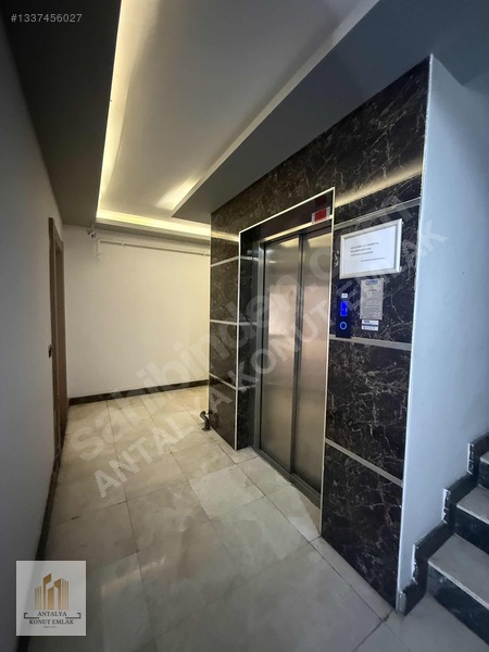 Güzeloba Kapalı Otoparklı Havuzlu Site İçerisinde 2+1 — fotoğraf 29