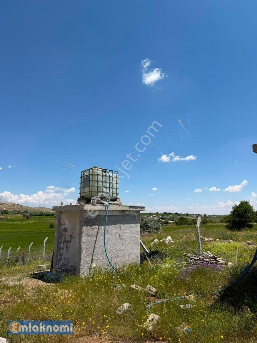 Emlaknomi'den Burhan Satılık Hobi Bahçesi 4470 M2 İçerisinde Ev Var Su Var — fotoğraf 16