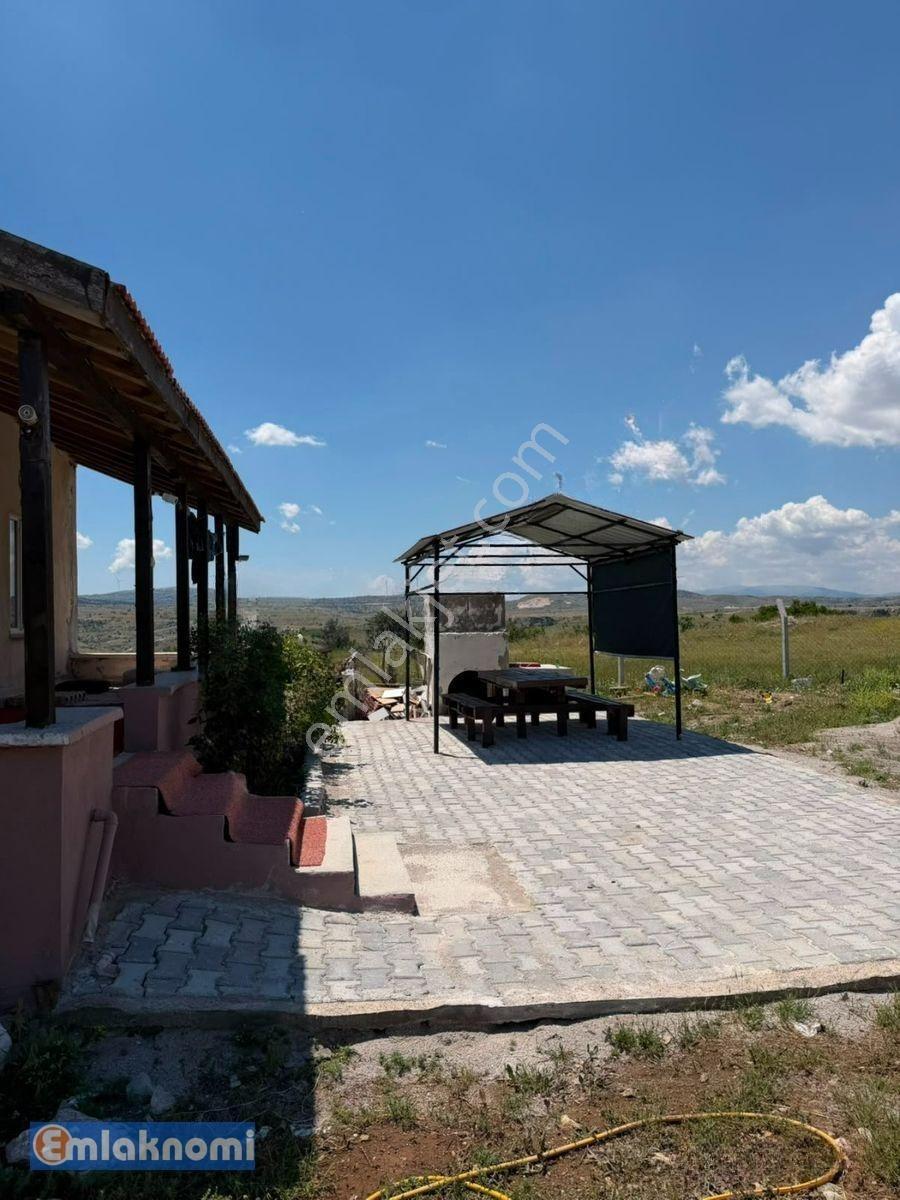 Emlaknomi'den Burhan Satılık Hobi Bahçesi 4470 M2 İçerisinde Ev Var Su Var — fotoğraf 20