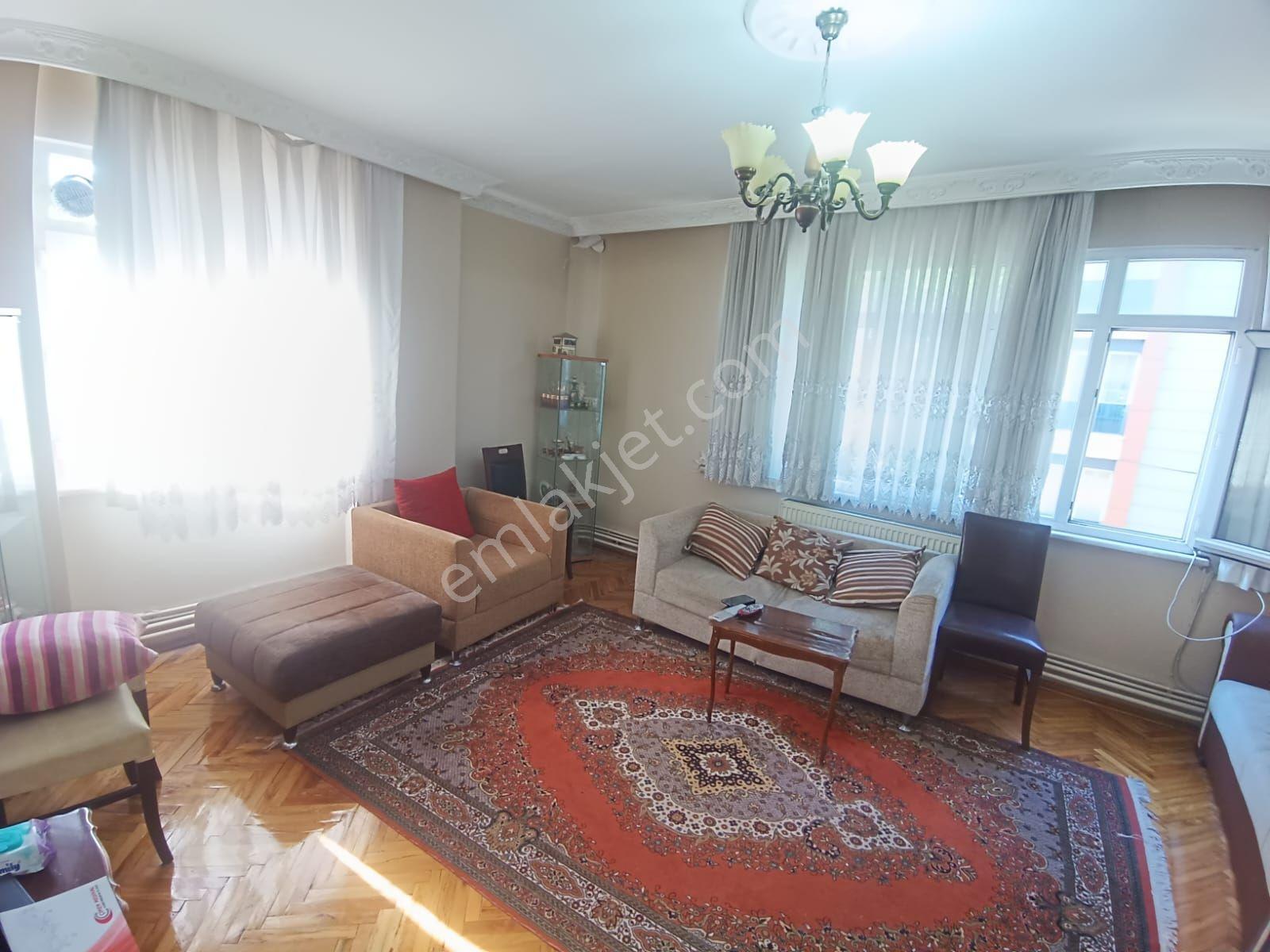 Bahçelievler Siyavuşpaşa Mah Açil 3+1 Asansörlü Satılık Daire