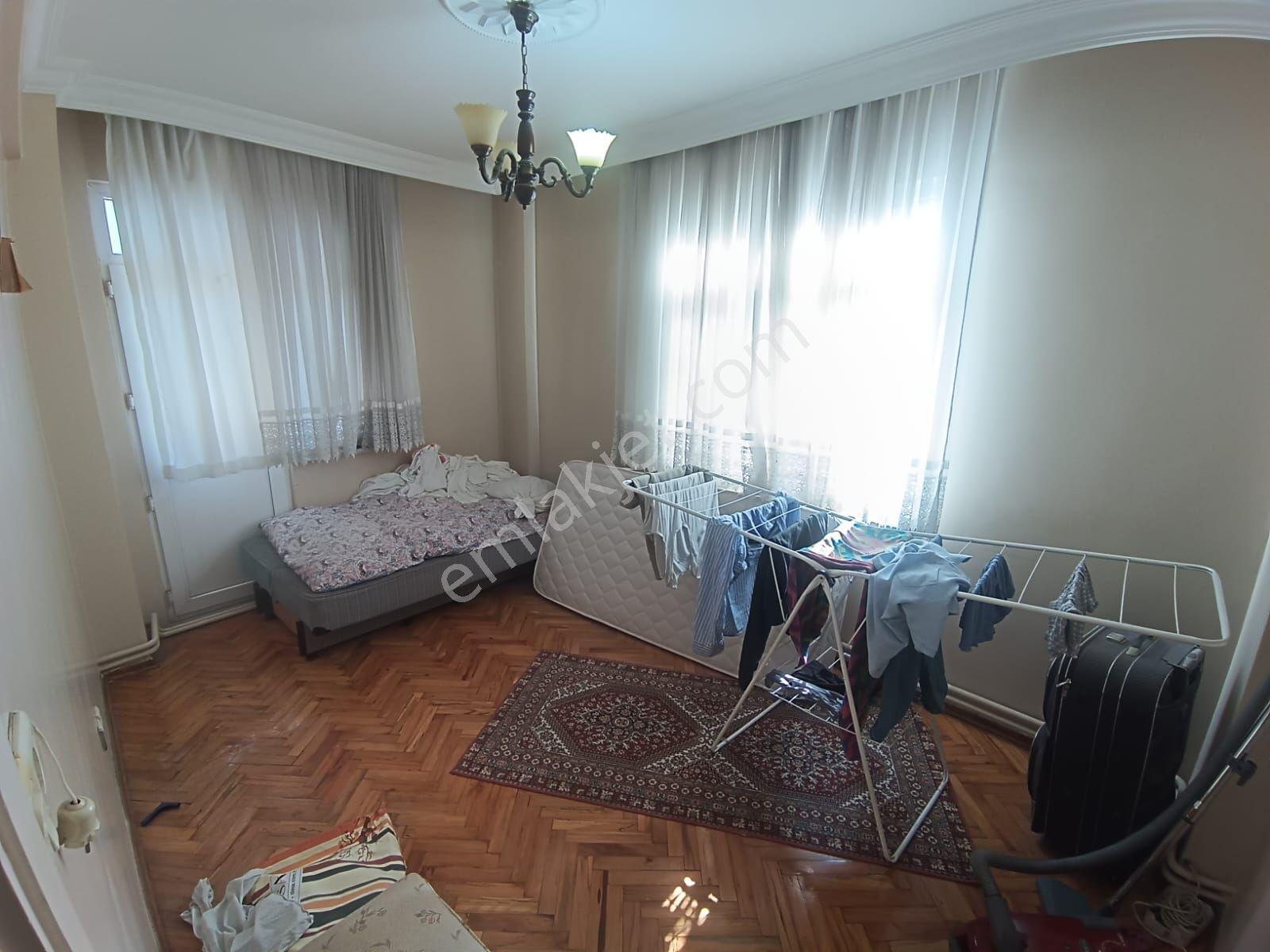 Bahçelievler Siyavuşpaşa Mah Açil 3+1 Asansörlü Satılık Daire — fotoğraf 2