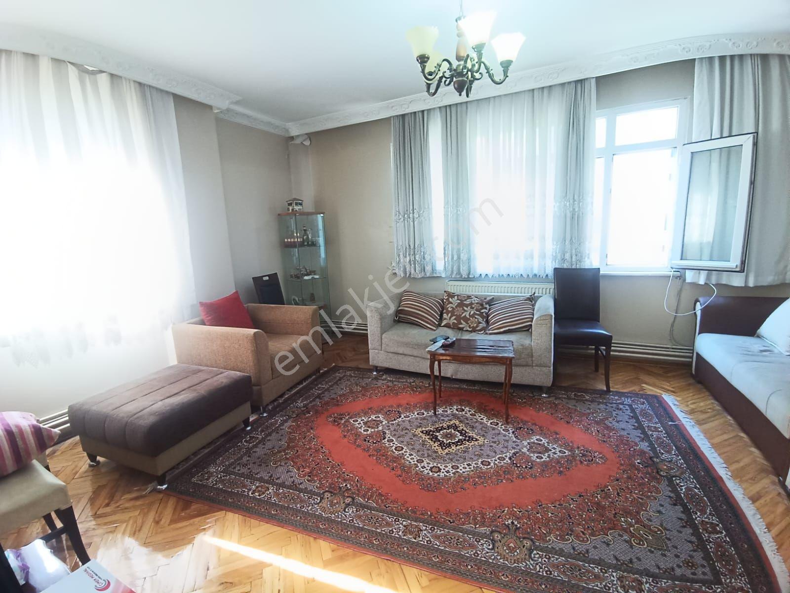 Bahçelievler Siyavuşpaşa Mah Açil 3+1 Asansörlü Satılık Daire — fotoğraf 5