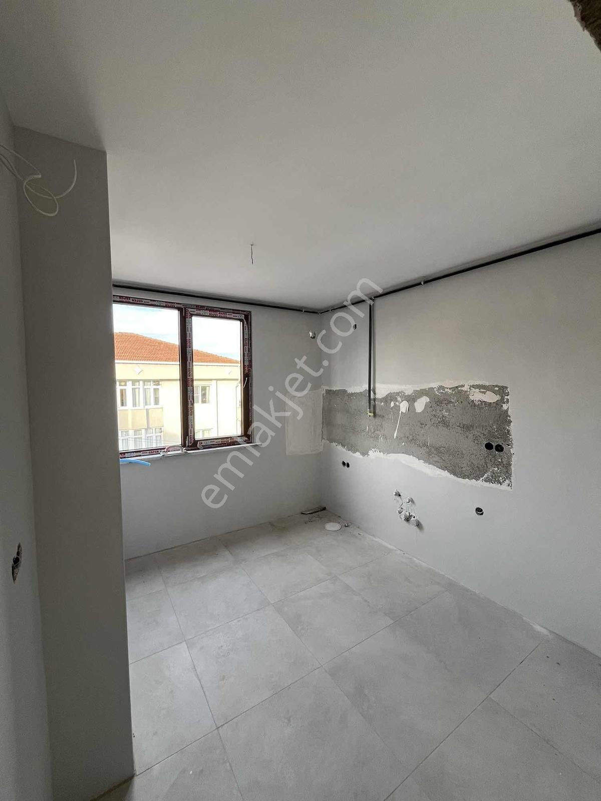 Çayırovada Yapım Aşamasında 3+1 Dubleks — fotoğraf 3