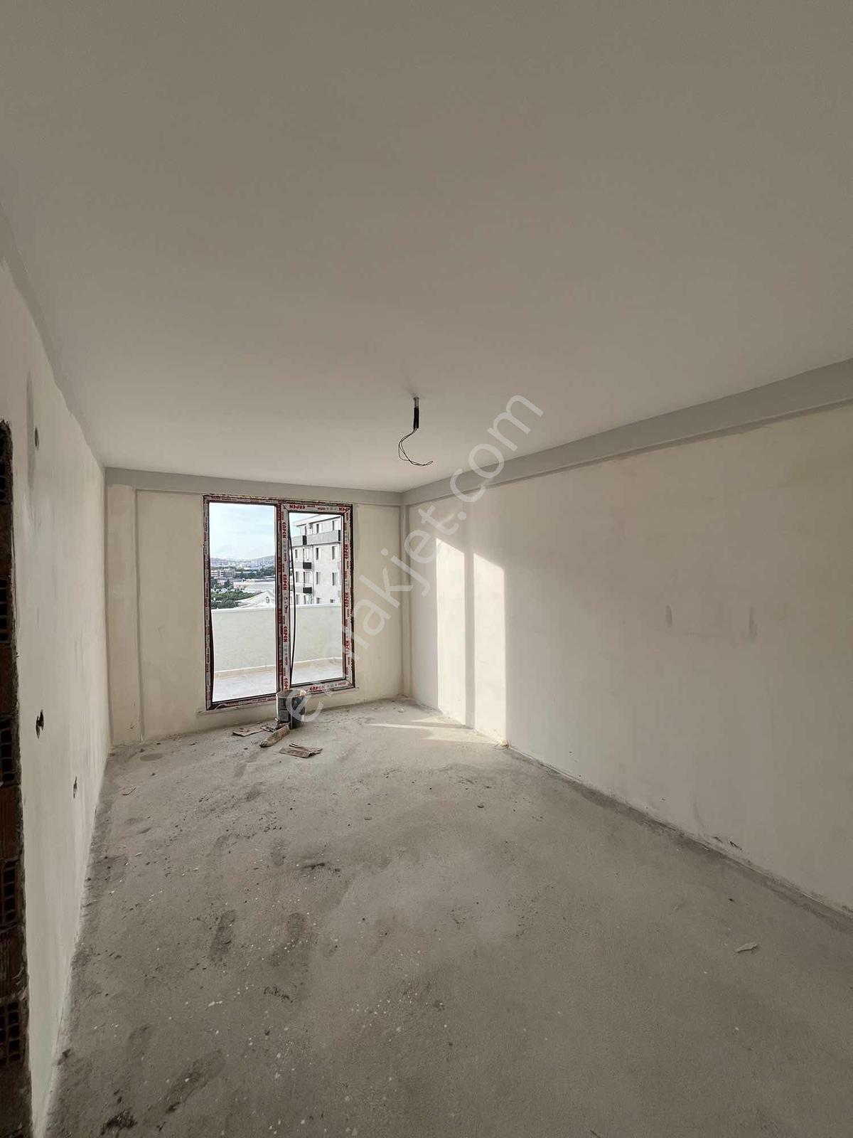 Çayırovada Yapım Aşamasında 3+1 Dubleks — fotoğraf 7