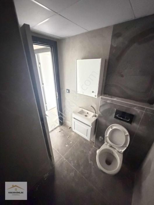 Hakan Emlak'tan Kentpark'ta Satılık 2+0 Daire — fotoğraf 9