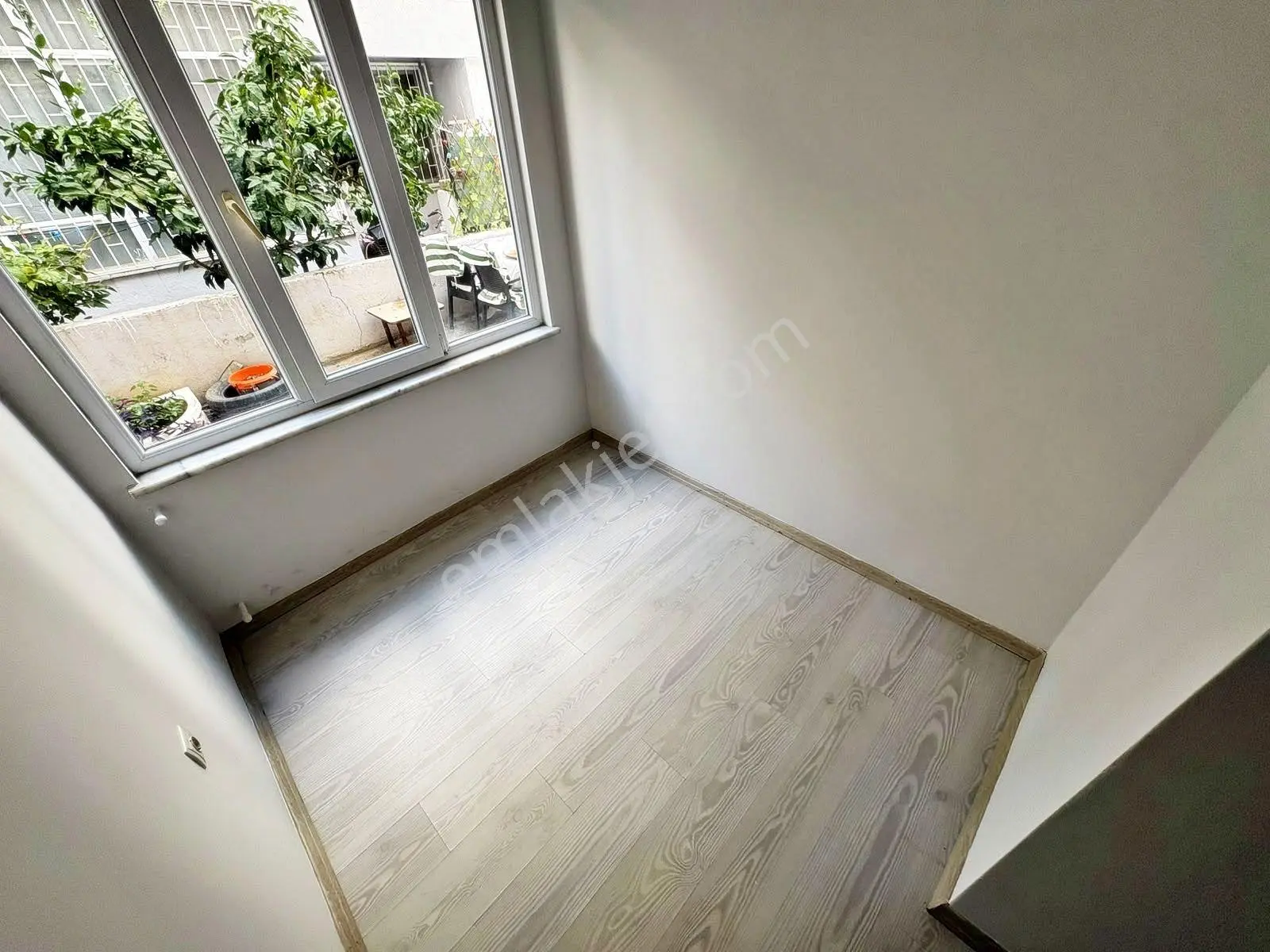 Aktiften Yetişen Alır Akçayda Satılık Yeni Genç Binada Yüksek Kredili 2+1 Daire — fotoğraf 5