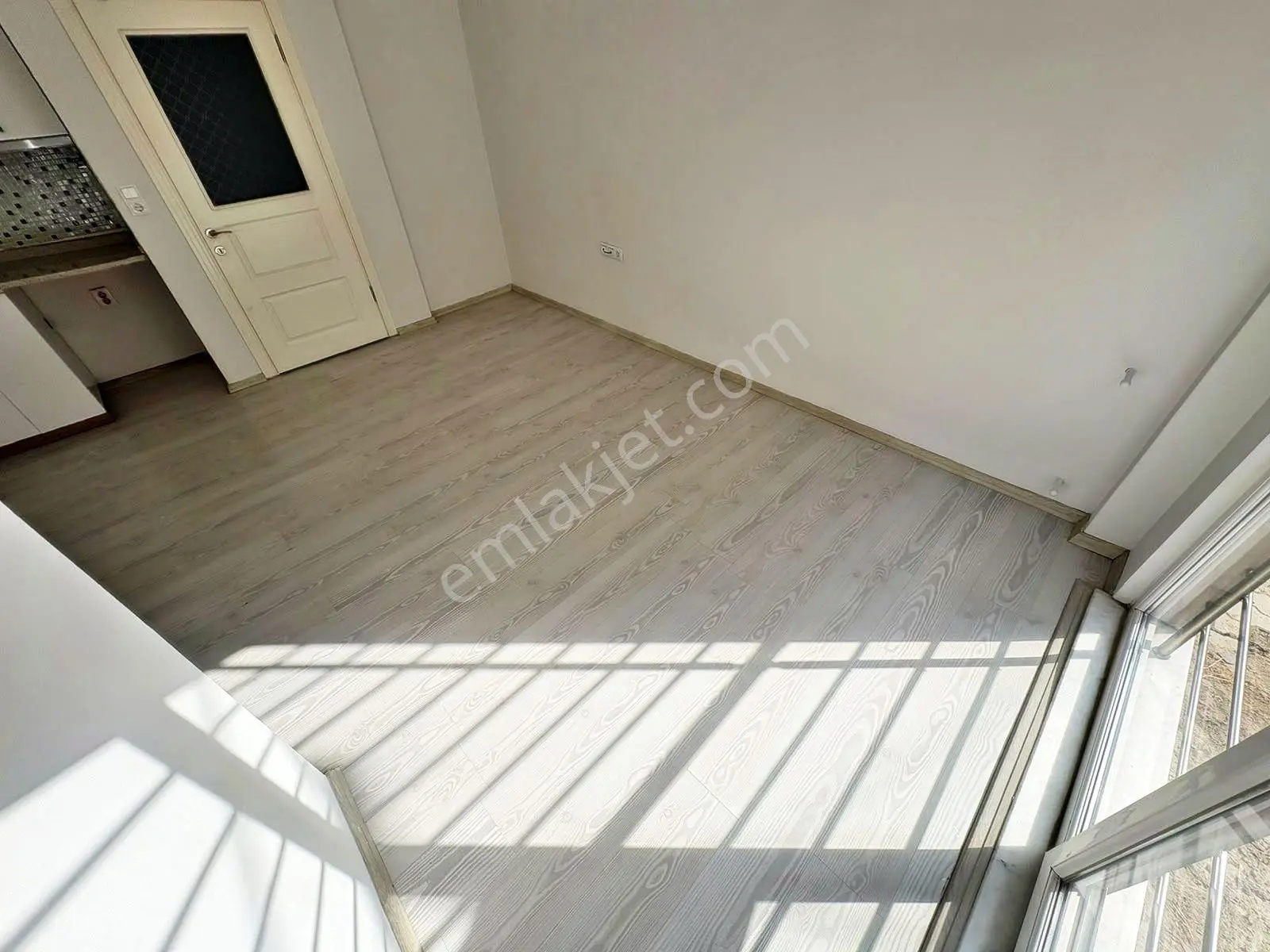 Aktiften Yetişen Alır Akçayda Satılık Yeni Genç Binada Yüksek Kredili 2+1 Daire — fotoğraf 22