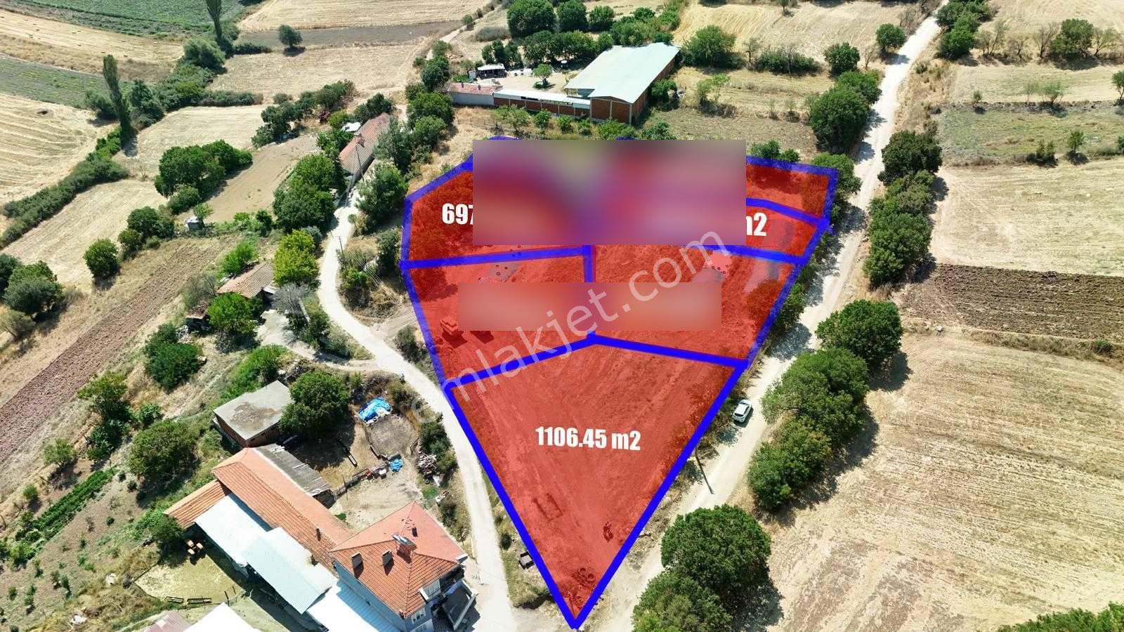 Remax Mid Nergiz Mahallesi 697 M² Fırsat İmarlı Arsa — fotoğraf 2
