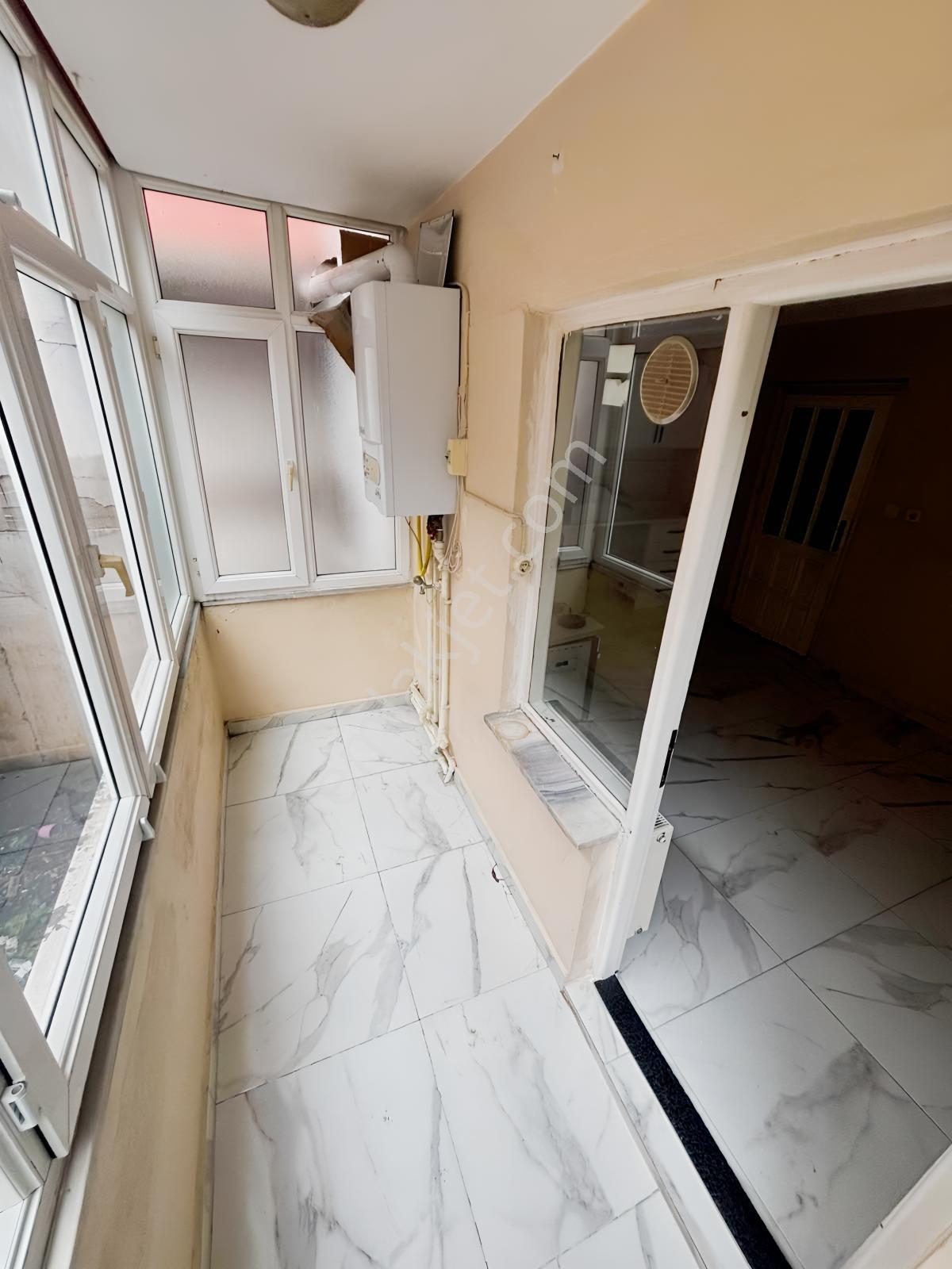 Merkezi Konumda Kaymakamlık Karşısında Satılık Ara Kat 2+1 Daire — fotoğraf 11