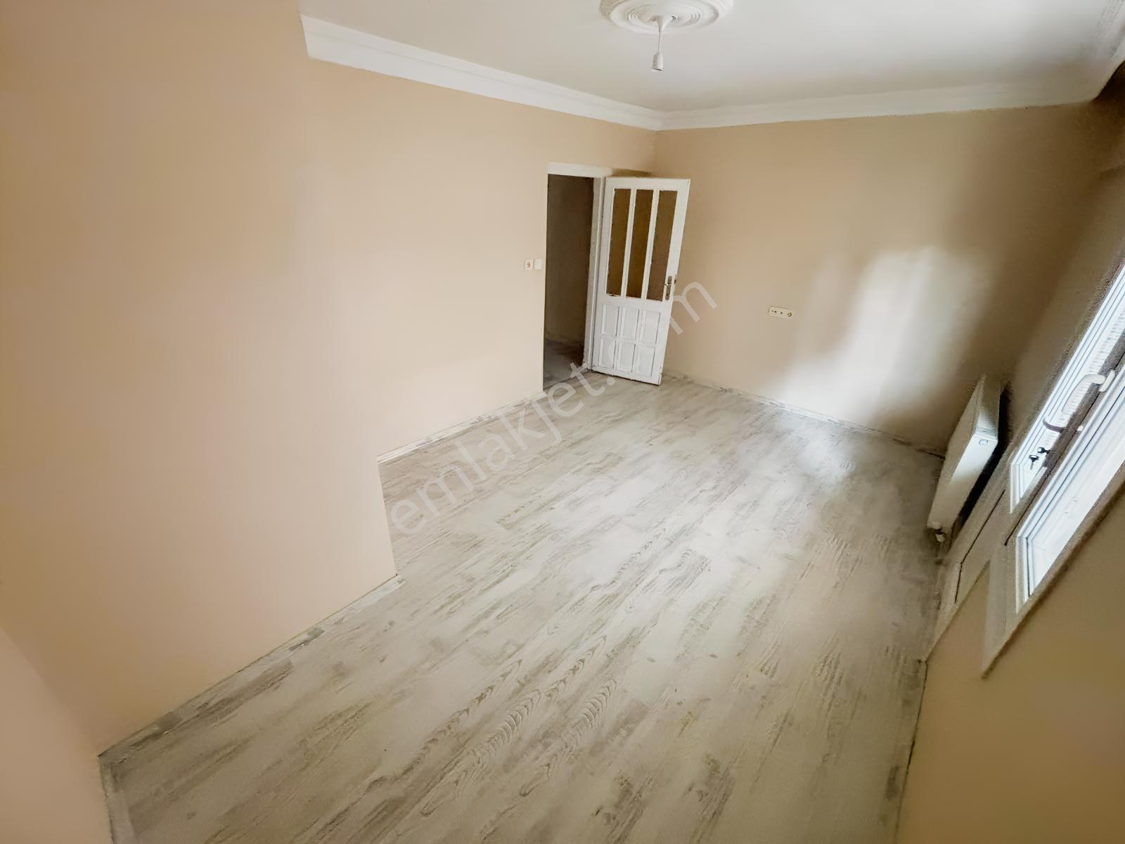 Merkezi Konumda Kaymakamlık Karşısında Satılık Ara Kat 2+1 Daire — fotoğraf 20