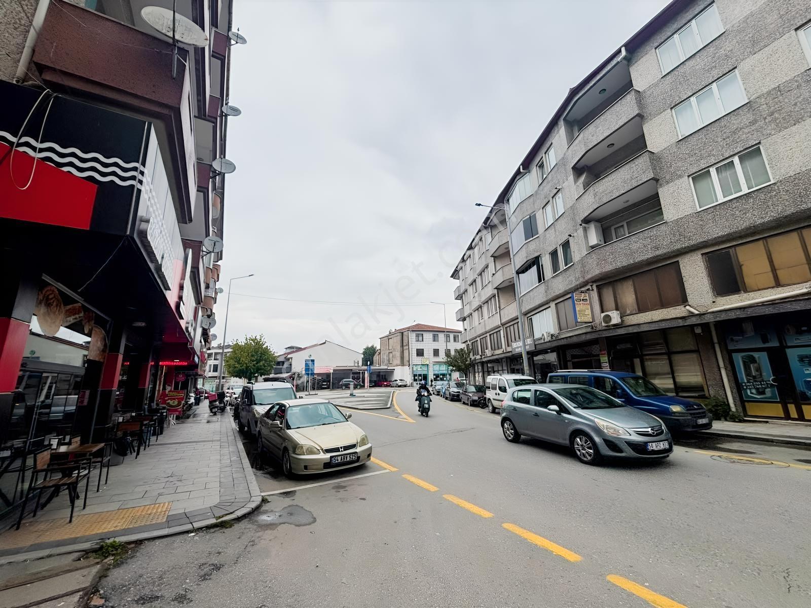 Merkezi Konumda Kaymakamlık Karşısında Satılık Ara Kat 2+1 Daire — fotoğraf 28