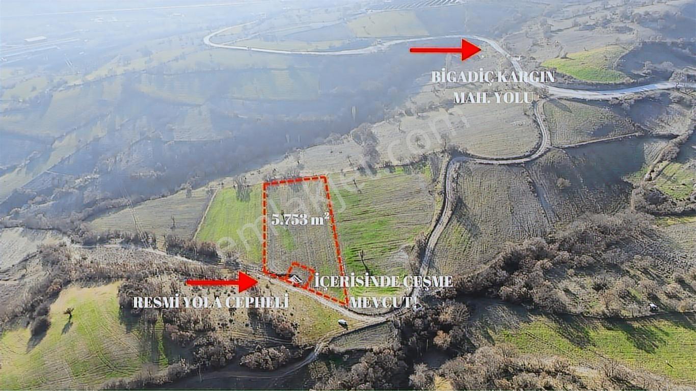Aytar'sdan Balıkesır Bıgadiç Kargın Mahallesı Satılık Tarla 5753 — fotoğraf 2