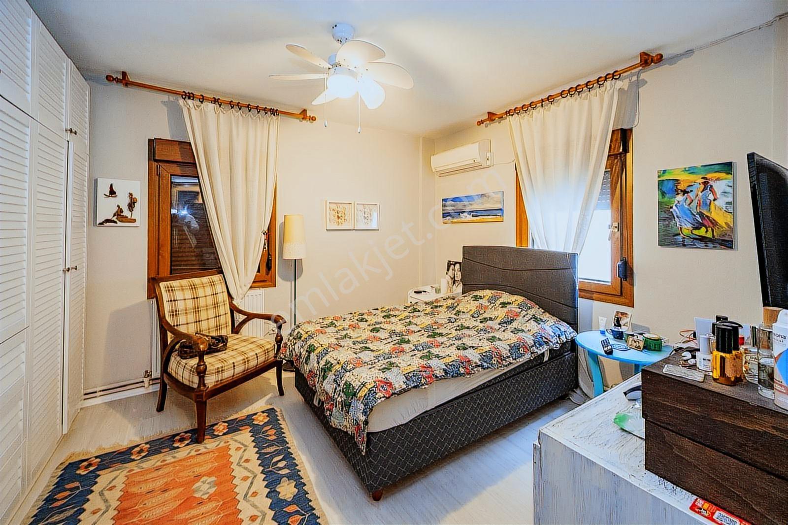 Urla İskele Yelkenkaya Sitesi'nde Satıklık 3+1 Özel Villa — fotoğraf 15
