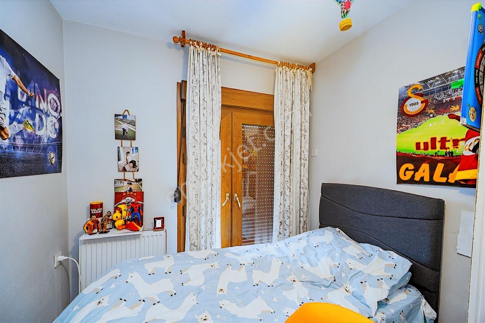 Urla İskele Yelkenkaya Sitesi'nde Satıklık 3+1 Özel Villa — fotoğraf 17
