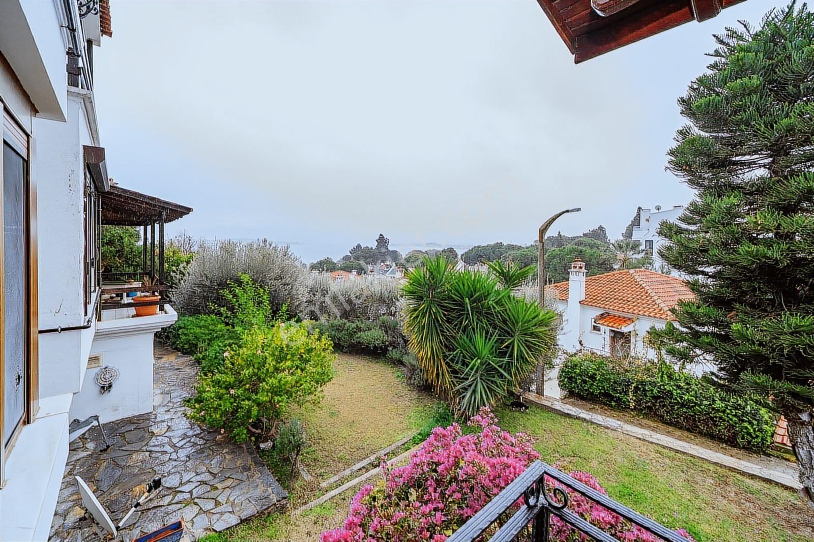 Urla İskele Yelkenkaya Sitesi'nde Satıklık 3+1 Özel Villa — fotoğraf 20