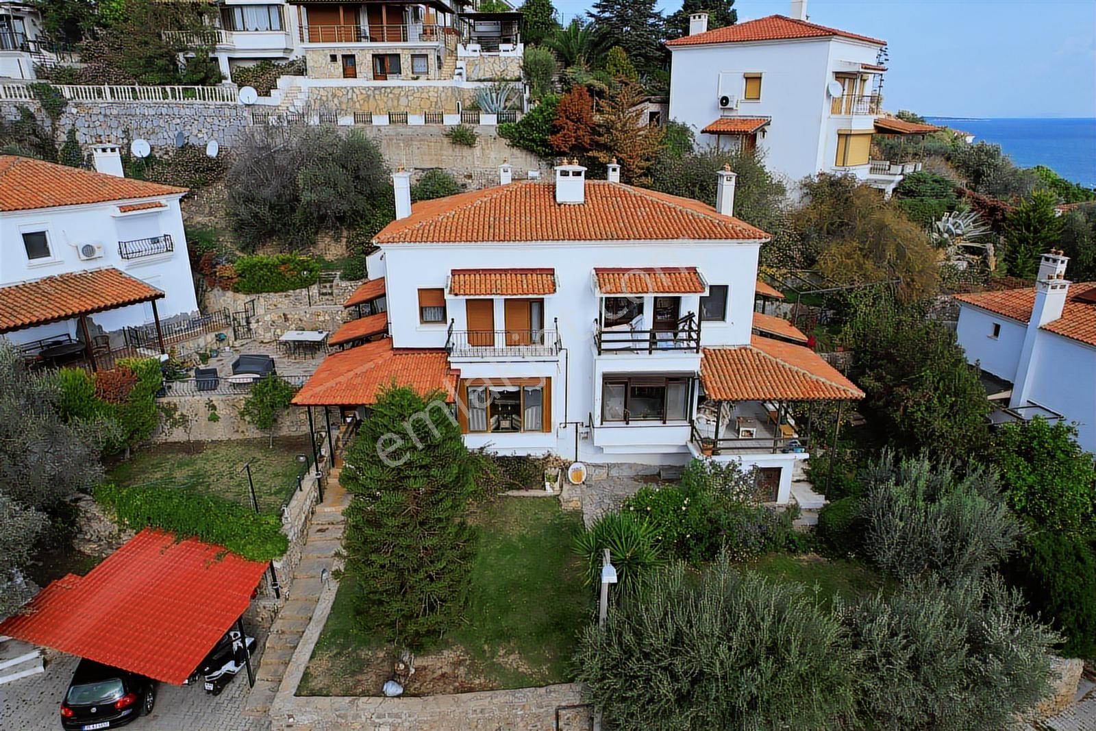 Urla İskele Yelkenkaya Sitesi'nde Satıklık 3+1 Özel Villa — fotoğraf 28