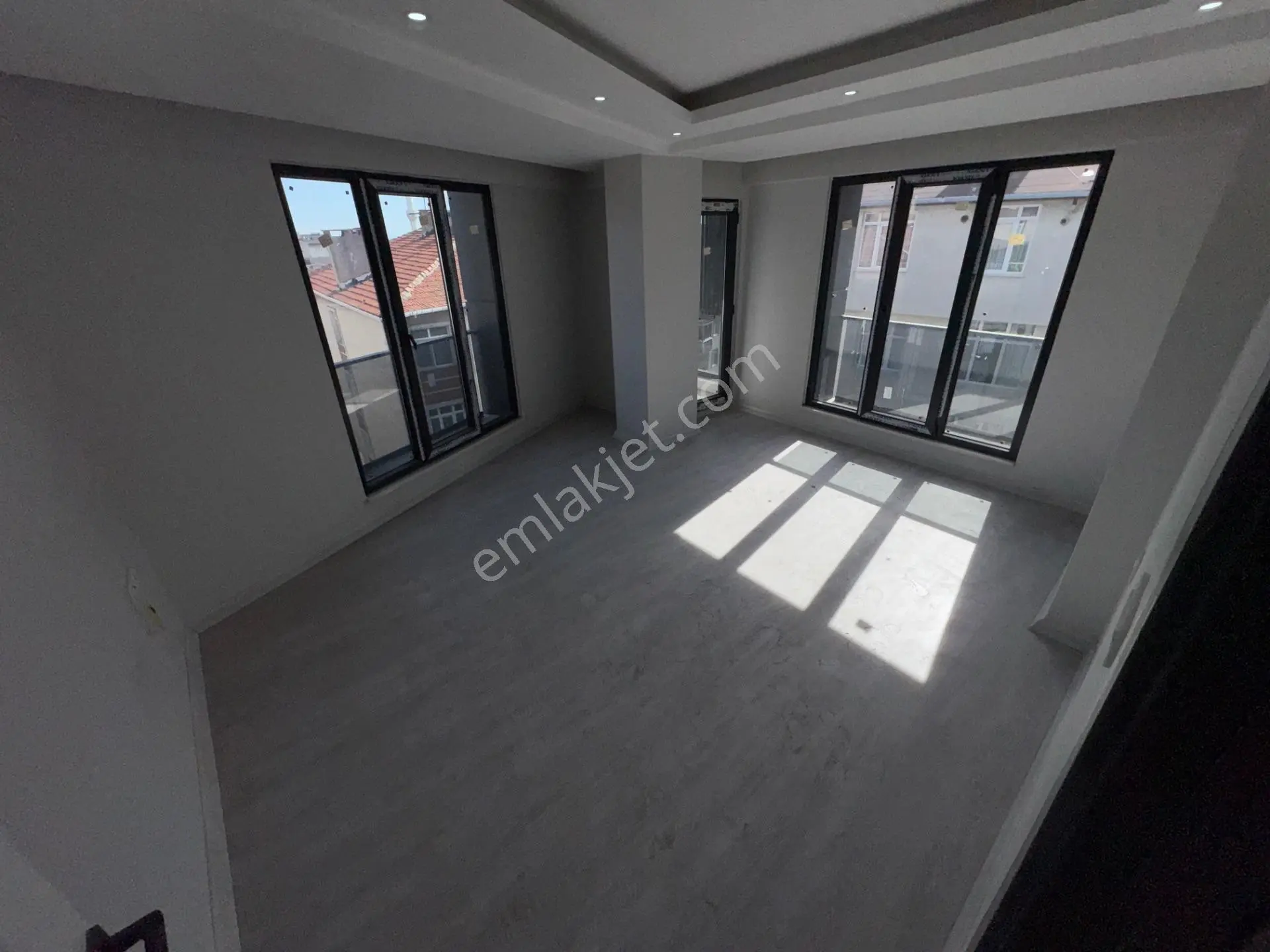 Zaferyapıdan Satılık Köşesıfıryüksekgirişkat 2+1 85m2 Esentepemh — fotoğraf 5