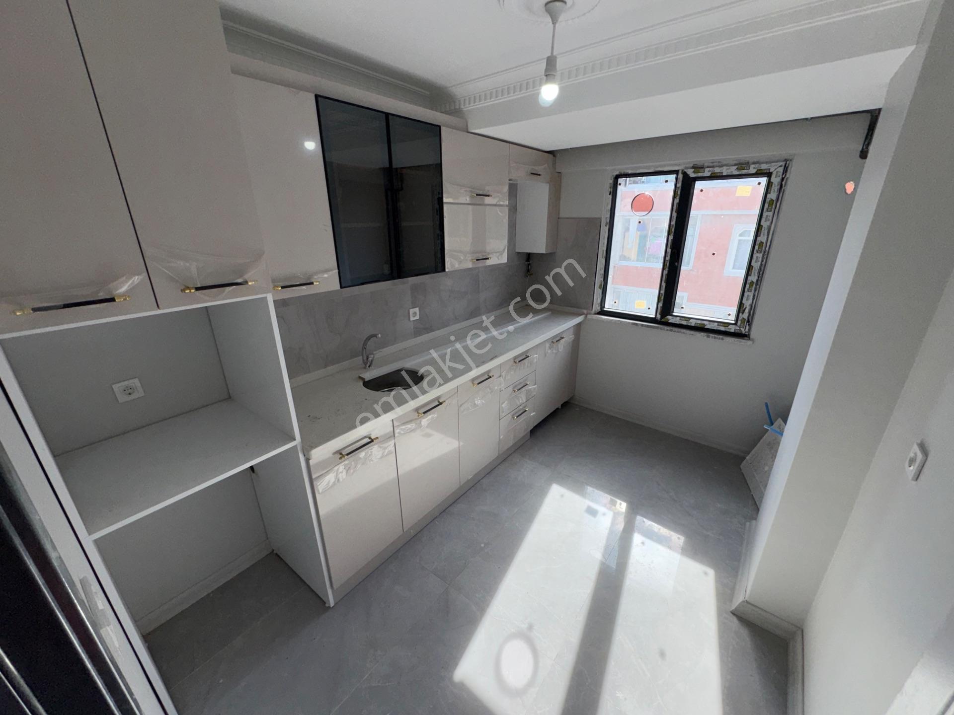 Zaferyapıdan Satılık Köşesıfıryüksekgirişkat 2+1 85m2 Esentepemh — fotoğraf 10