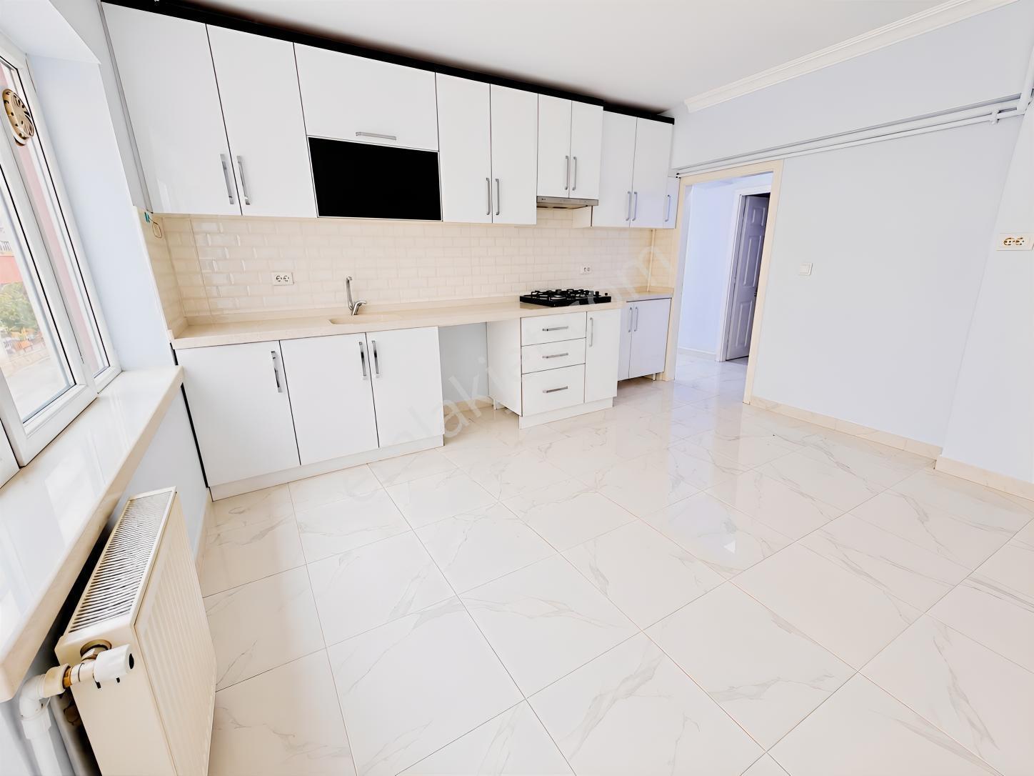 Etimesgut 30 Ağustos Mahallesi'nden 2+1 Satılık Daire — fotoğraf 2