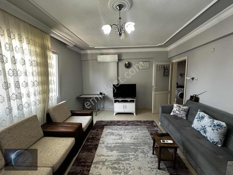 Buca Göksu Mah/de Satılık 2+1 Arakat Geniş Daire — fotoğraf 2