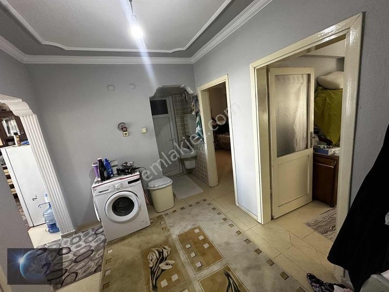 Buca Göksu Mah/de Satılık 2+1 Arakat Geniş Daire — fotoğraf 11