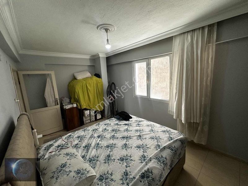 Buca Göksu Mah/de Satılık 2+1 Arakat Geniş Daire — fotoğraf 12