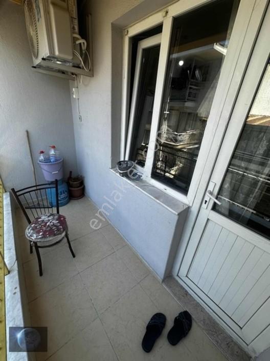 Buca Göksu Mah/de Satılık 2+1 Arakat Geniş Daire — fotoğraf 18