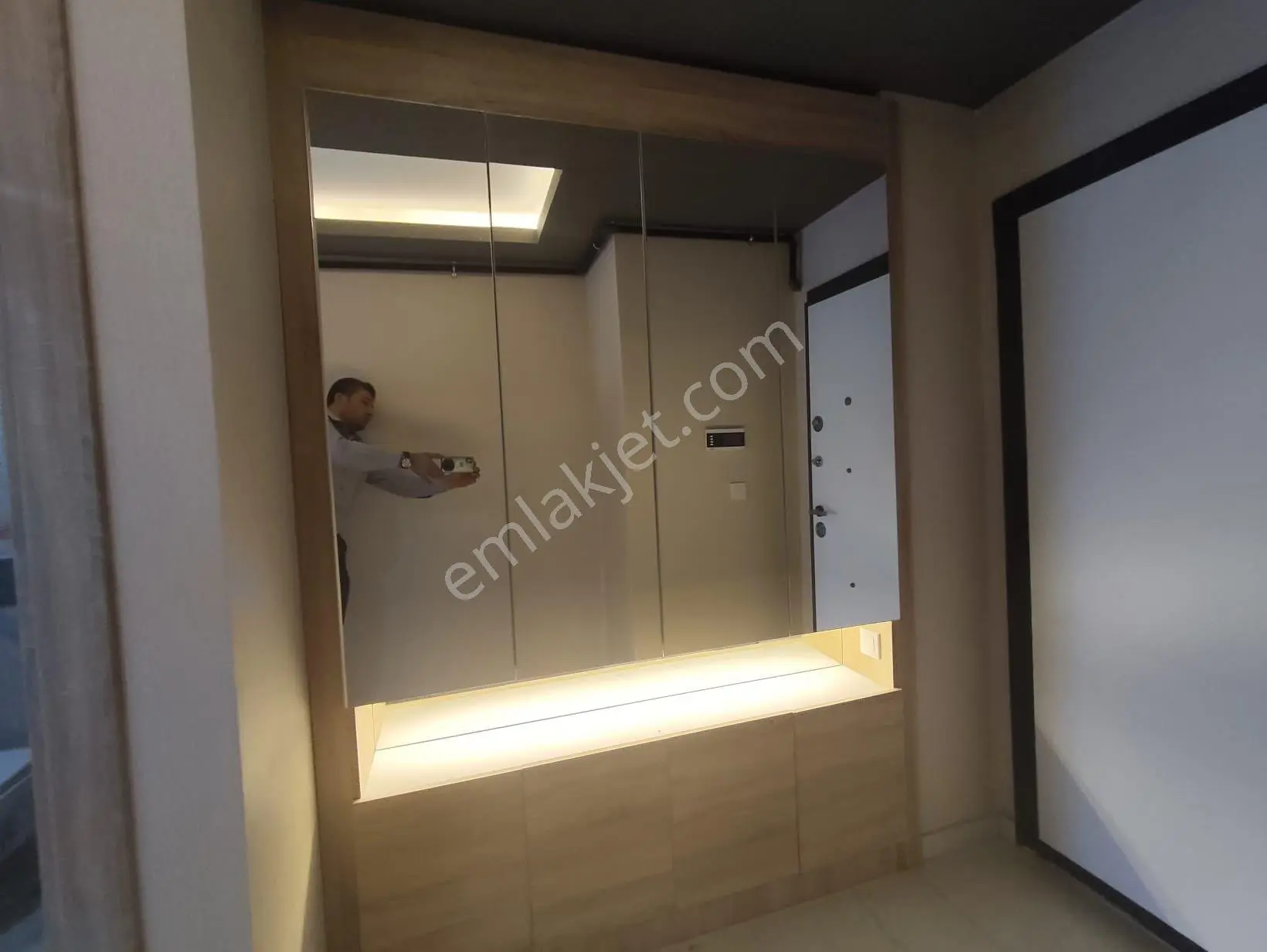Yılmaz Gayrımenkulden Satılık 2+1 Ön Cephe 3 Son Kat Sıfır Daıre — fotoğraf 20