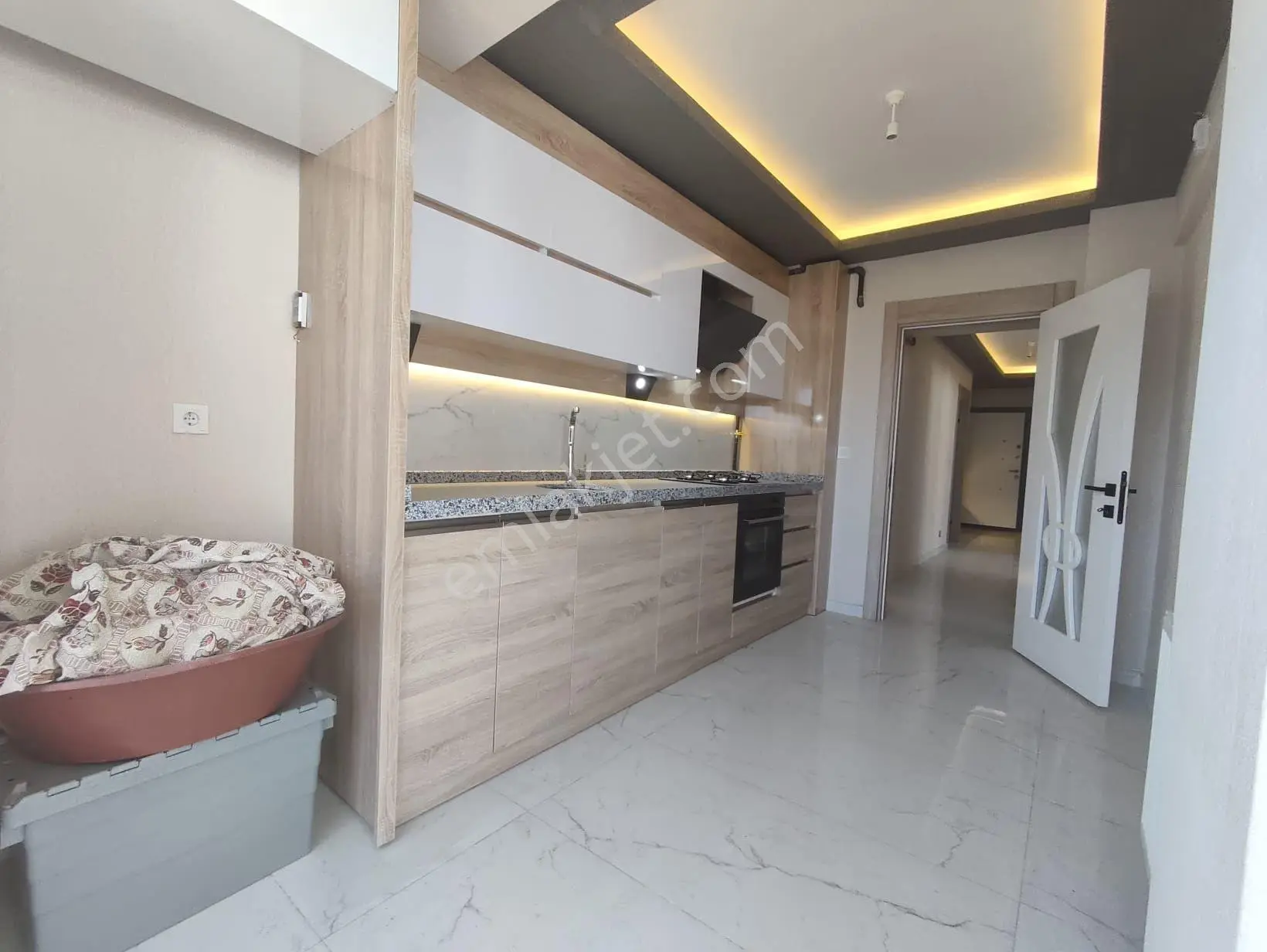 Yılmaz Gayrımenkulden Satılık 2+1 Ön Cephe 3 Son Kat Sıfır Daıre — fotoğraf 32