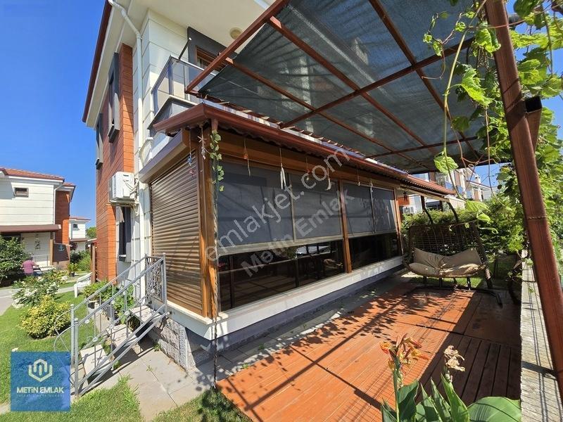 Altınoluk Satılık Villa | Denize 150m | Sahil Tarafında — fotoğraf 3