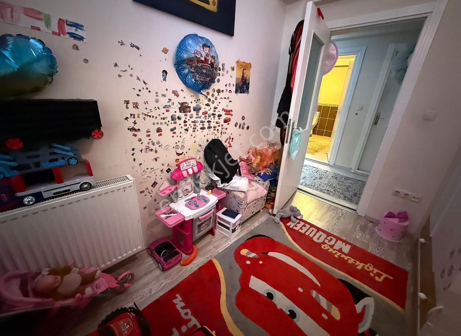 Acil!!!karlıktepe Mah'de 2+1 Balkonlu Satılık Daire — fotoğraf 5