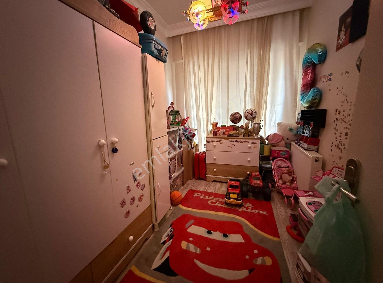 Acil!!!karlıktepe Mah'de 2+1 Balkonlu Satılık Daire — fotoğraf 6