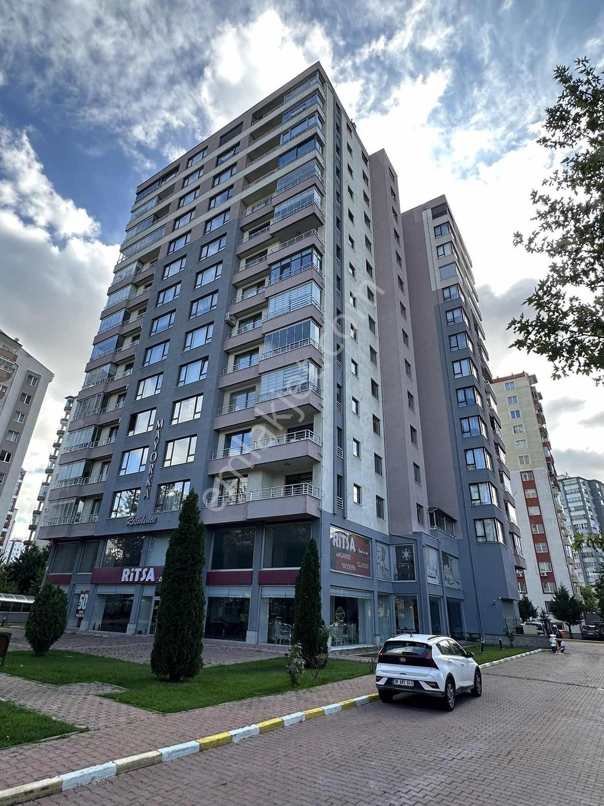 Erciyesevler Mahallesinde Mükemmel 4+1